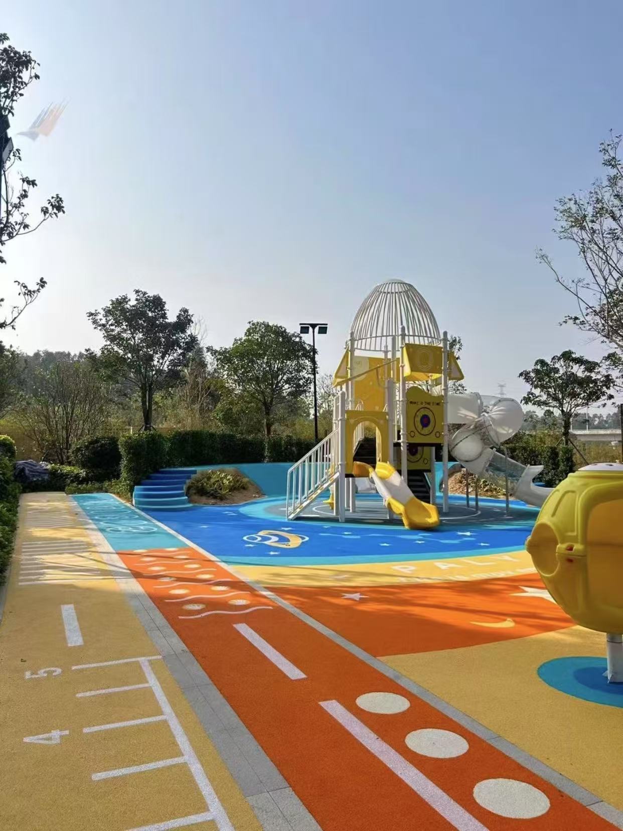 揭秘！为何校园运动场独宠 EPDM 塑胶跑道