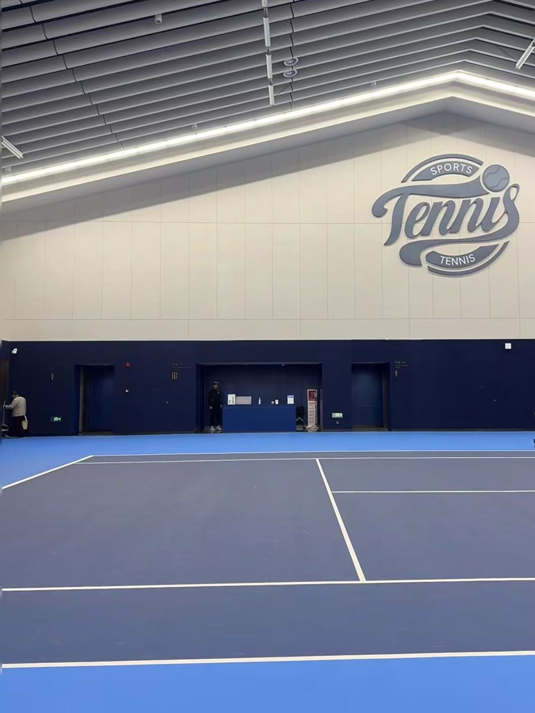 硅 PU 球场材料的分类：弹性型和复合型有何不同